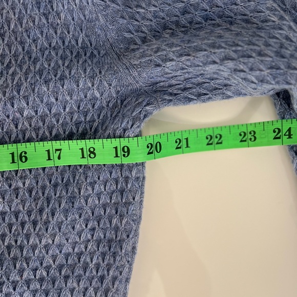 NEW / J.Crew cashmere knit sweater - Picture 8 of 9